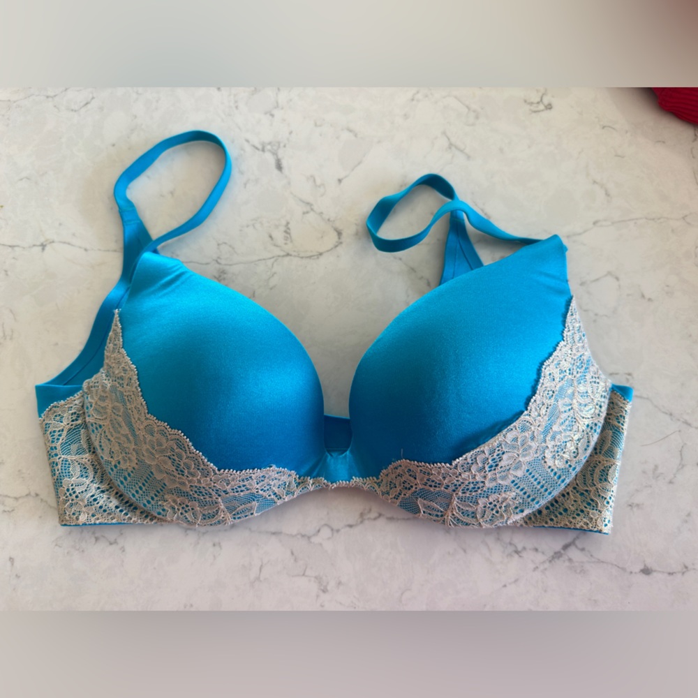 Victorias Secret Push Up Bra 32C Blue